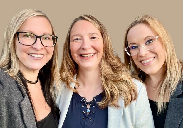 Caroline Bombardier, Julie Lebeau et Geneviève Hashchak